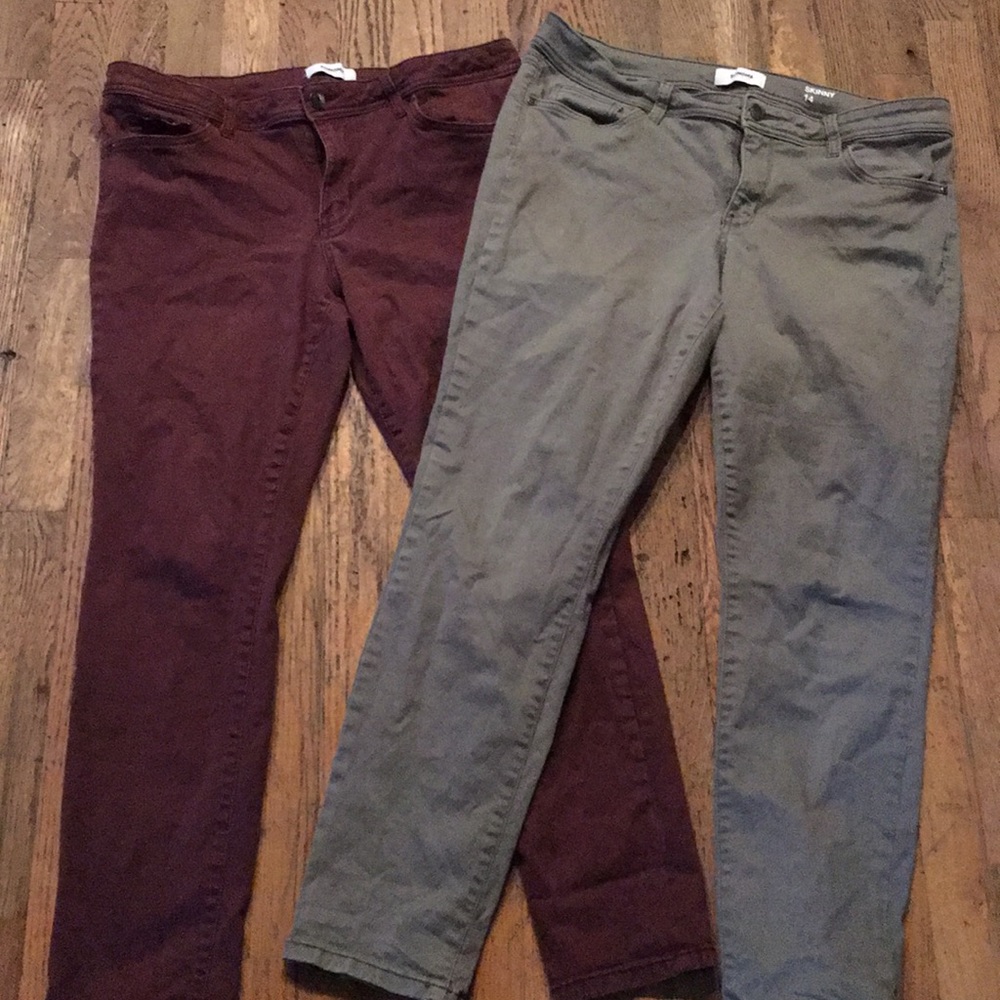 2 pair Sonoma skinny jeans